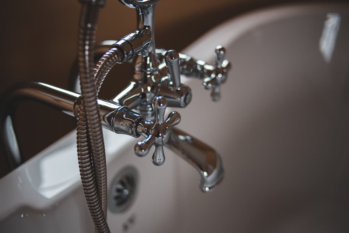 Creekside Plumbing Co. — plumbing concept site hero